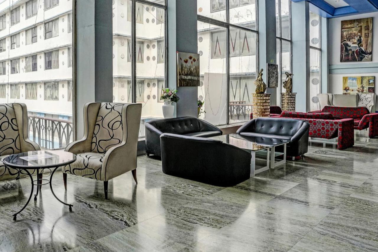 Townhouse 809 Royal Palms Hotel - Rose Collection Мумбаи Экстерьер фото